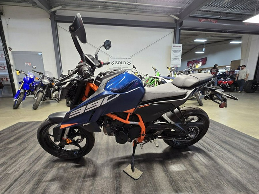 2026 KTM 390 DUKE, BLUE B.D.