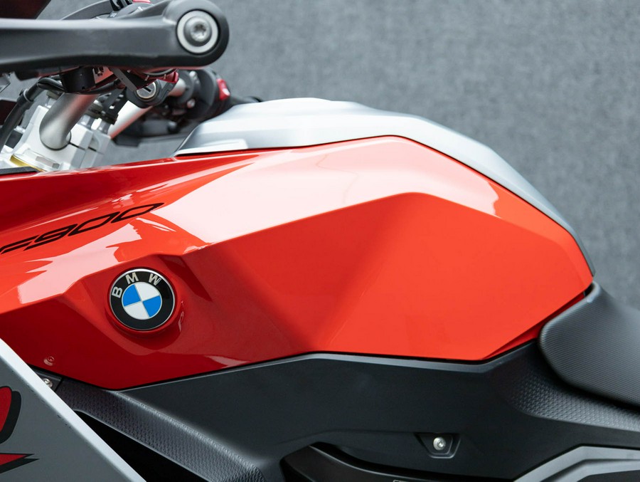 2021 BMW F900XR W/ABS