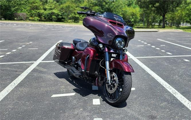 2019 Harley-Davidson CVO Street Glide