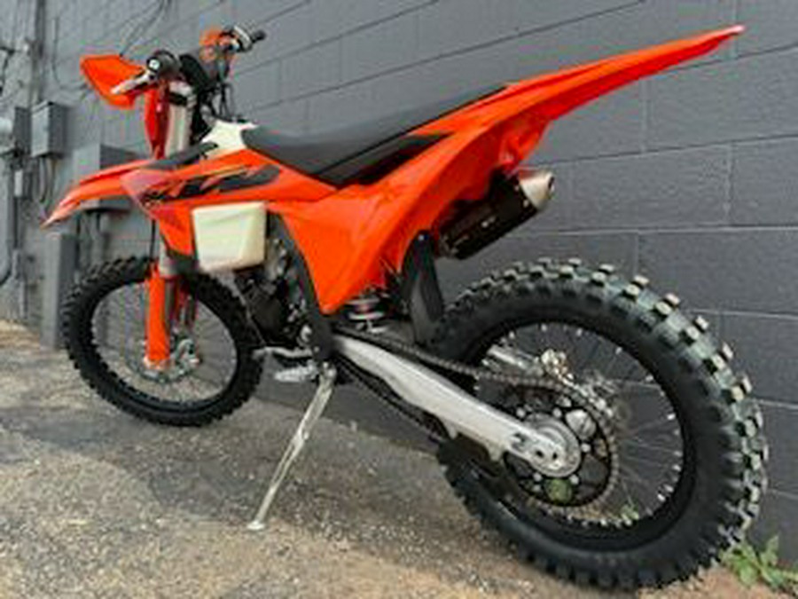 2025 KTM 125 XC