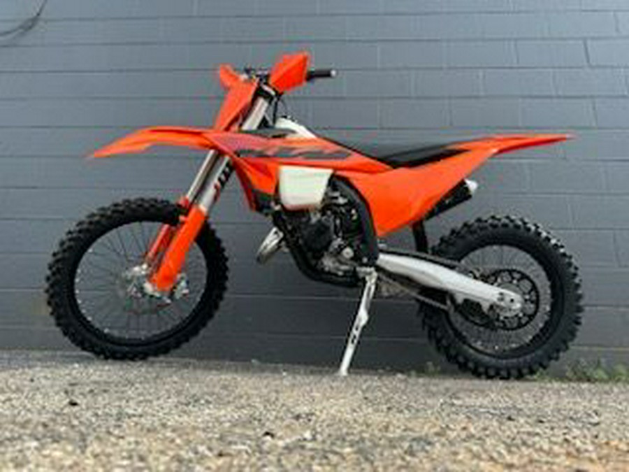 2025 KTM 125 XC