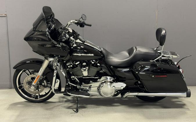 FLTRXS 2017 Road Glide® Special