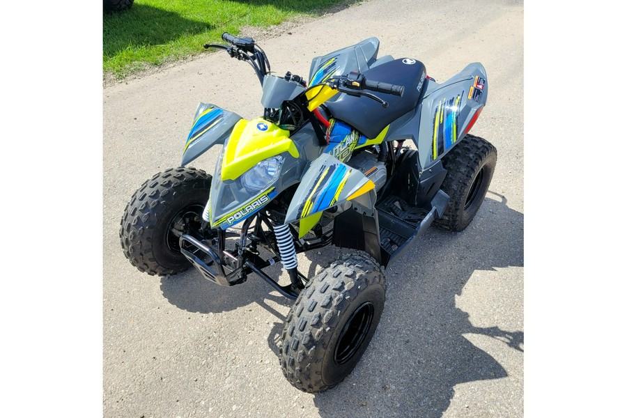 2022 Polaris Industries Outlaw 110 EFI Avalanche Gray/Lime Squeeze