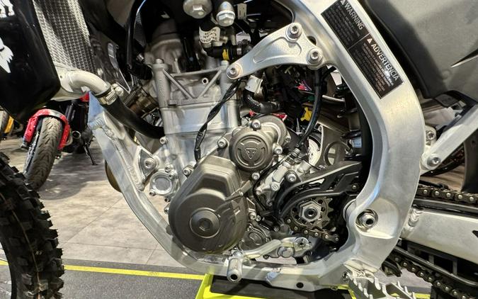 2025 Triumph TF 450-RC Edition Jet Black/Pure White