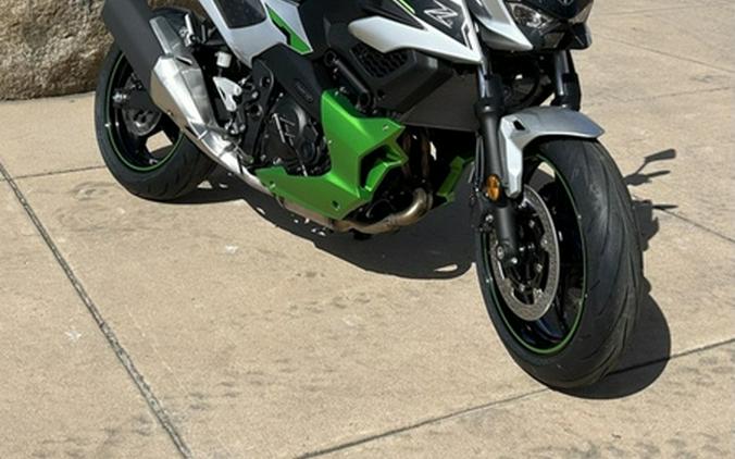 2024 Kawasaki Z7 Hybrid ABS