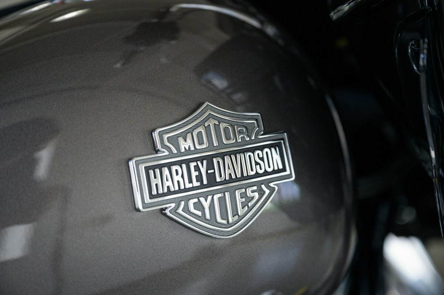 2023 Harley-Davidson Road Glide Special Grand American Touring FLTRXS