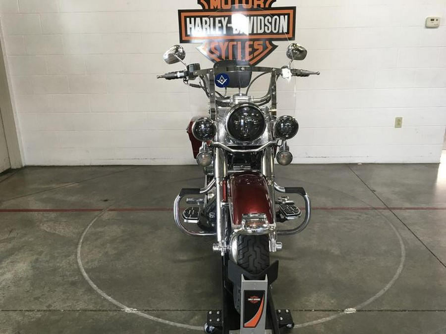 2008 Harley-Davidson® FLSTC - Heritage Softail®