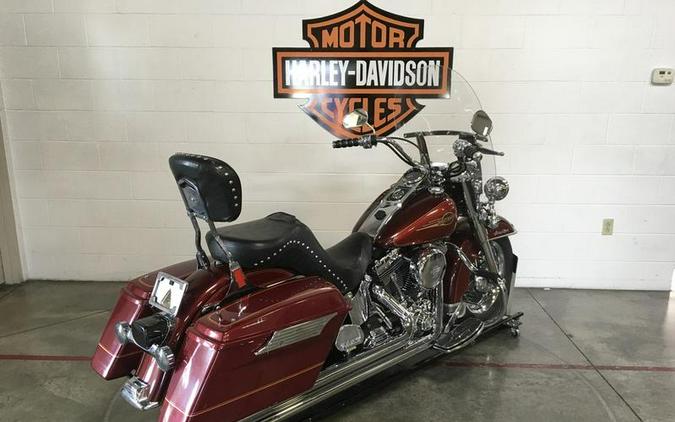 2008 Harley-Davidson® FLSTC - Heritage Softail®