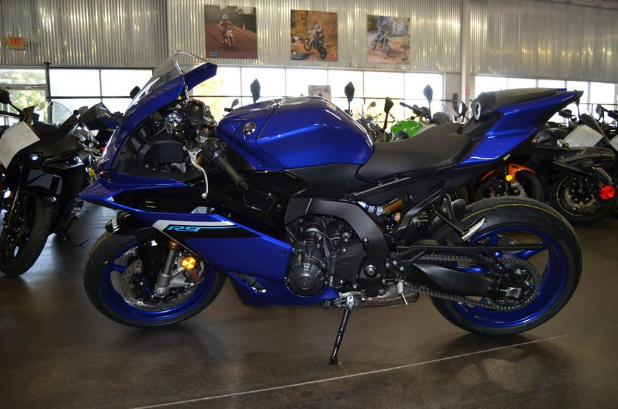 2025 Yamaha YZF-R9