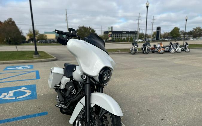 2009 Harley-Davidson® Street Glide®