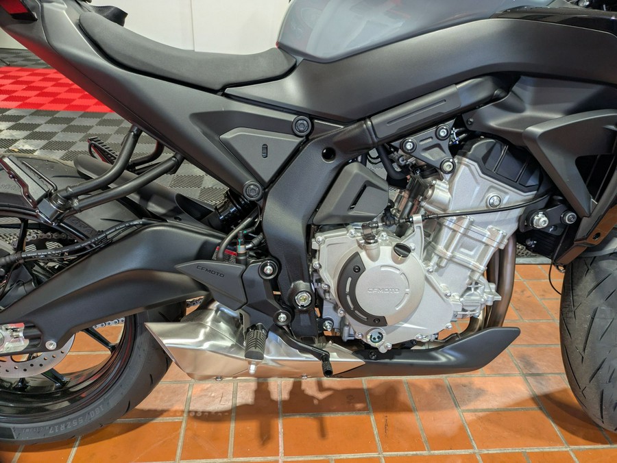 2026 CFMOTO 675NK