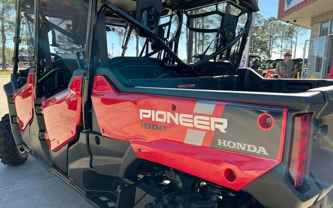 2025 Honda® Pioneer 1000-6 Deluxe Crew