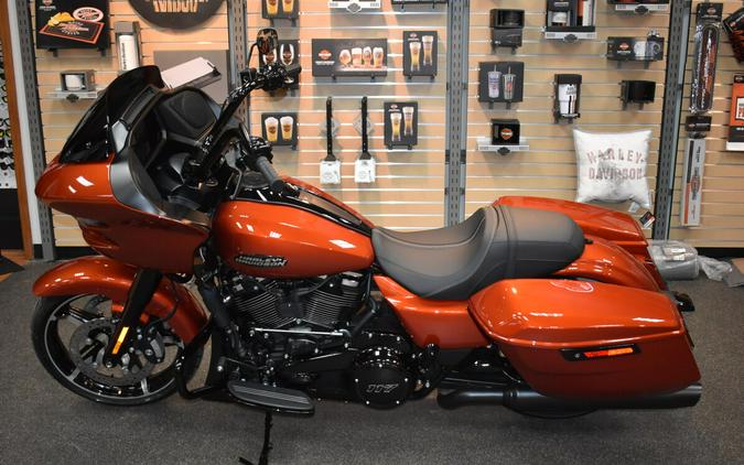 FLTRX 2024 Road Glide™