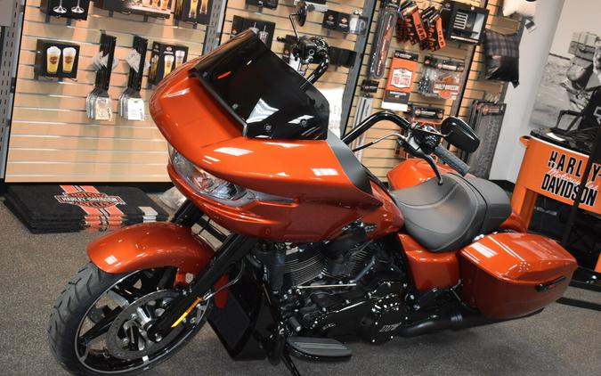 FLTRX 2024 Road Glide™