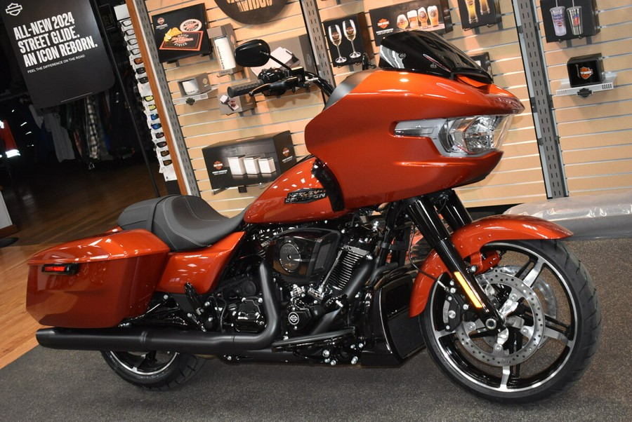 FLTRX 2024 Road Glide™