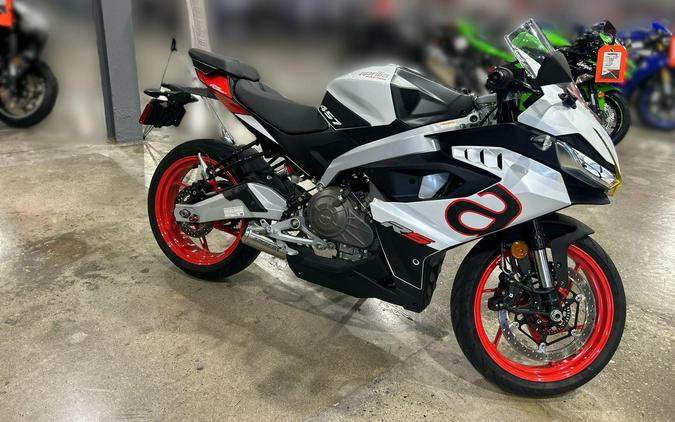 2025 Aprilia RS 457