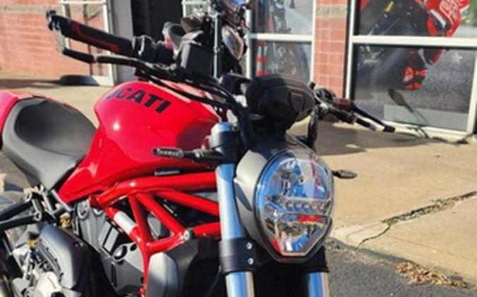 2018 Ducati Monster 821 Red