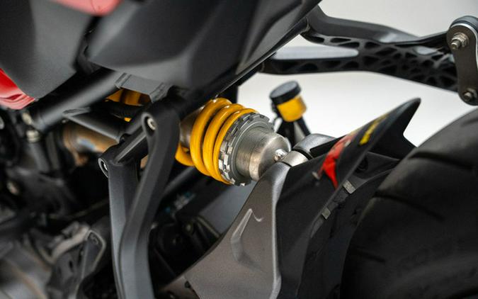 2018 Ducati Monster 821 Red