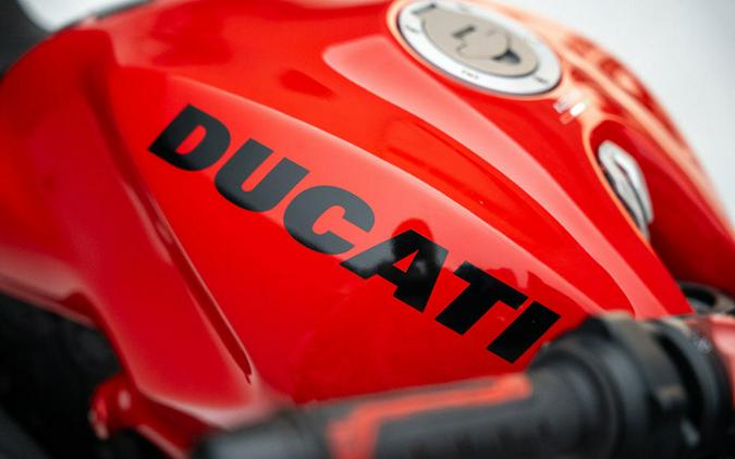 2018 Ducati Monster 821 Red