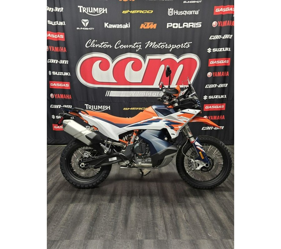 2026 KTM Adventure 890 R