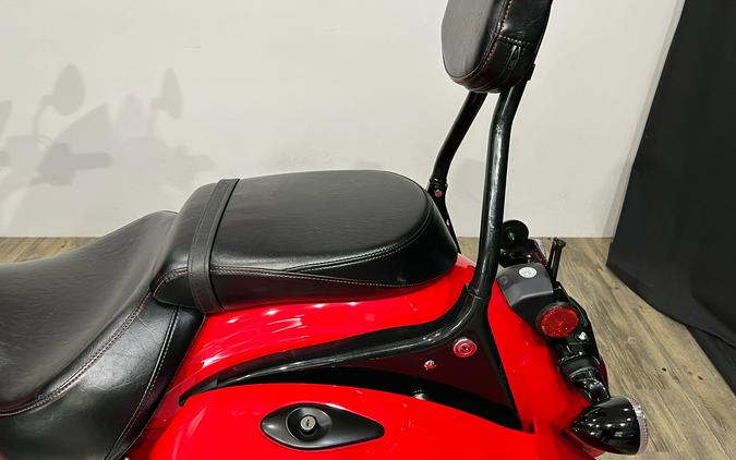 2015 Yamaha Motor Corp., USA V Star 1300 Deluxe