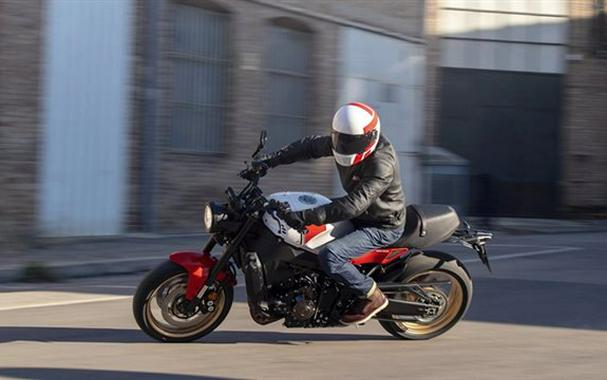 2024 Yamaha XSR 900