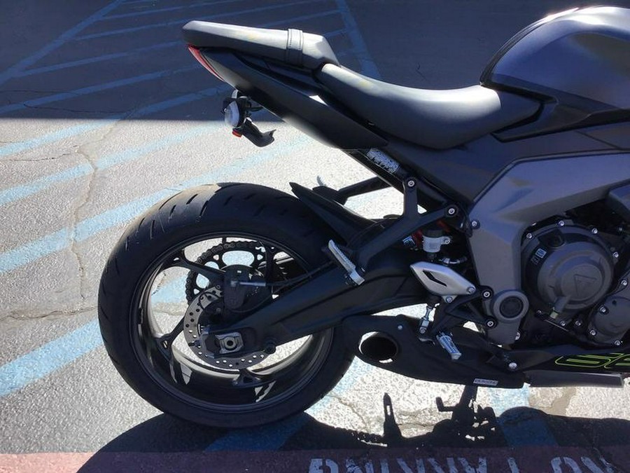 2025 Triumph Daytona 660 Satin Granite/Satin Black