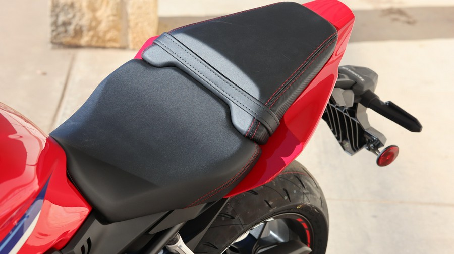 2026 HONDA CBR650R E-CLUTCH