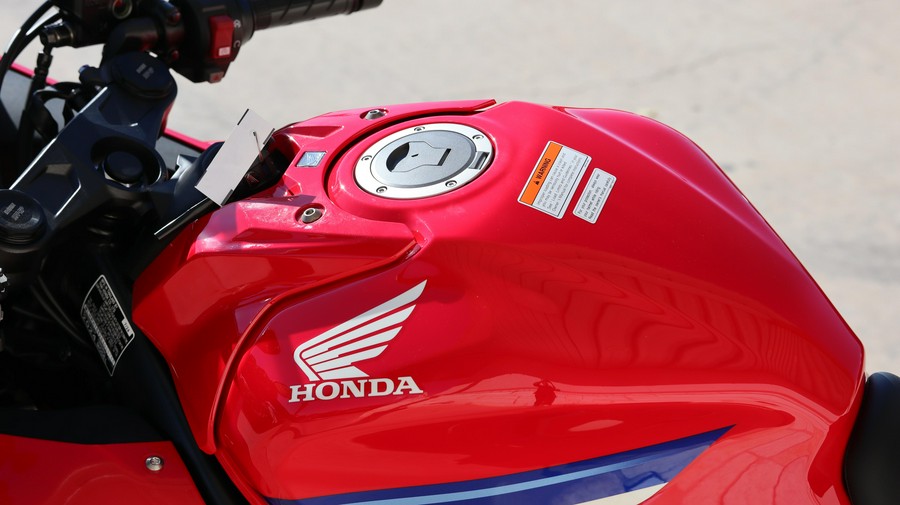 2026 HONDA CBR650R E-CLUTCH