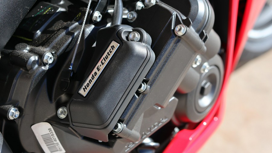 2026 HONDA CBR650R E-CLUTCH