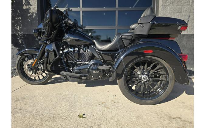 2025 Harley-Davidson® TRI GLIDE ULTRA