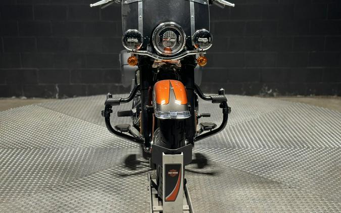 2020 Harley-Davidson Heritage Classic 114 SRCHORG/SLVFLUX W/PINSTRIPE