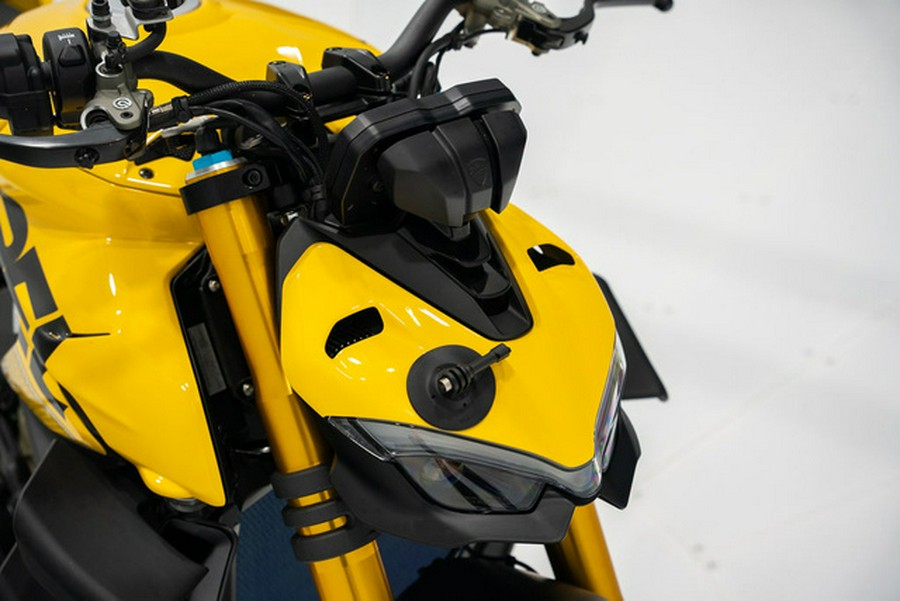 2023 Ducati Streetfighter V4S Yellow