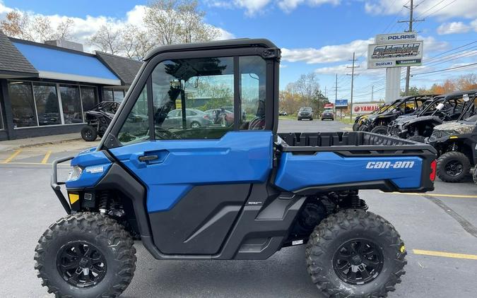 2023 Can-Am® Defender Limited HD10