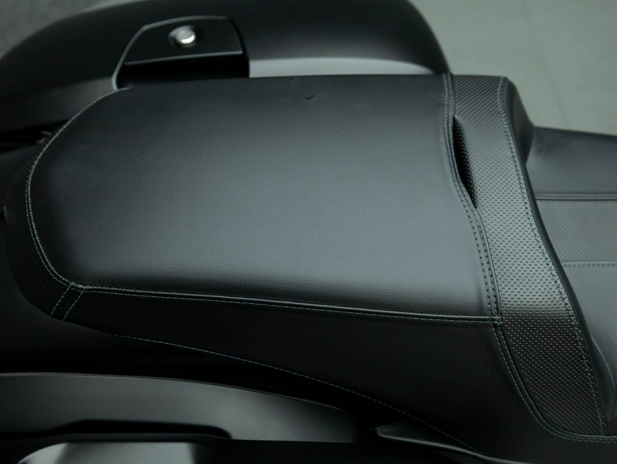 2023 INDIAN CHIEFTAIN DARK HORSE W/ABS