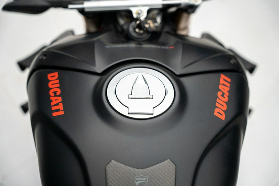 2024 Ducati Streetfighter V4 S Grey & Black