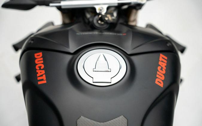 2024 Ducati Streetfighter V4 S Grey & Black