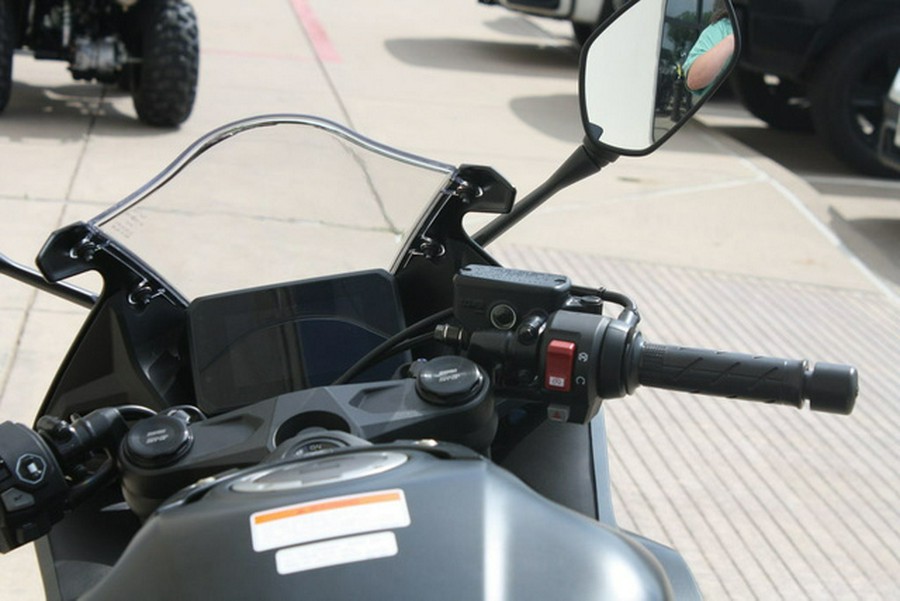 2026 Honda CBR650R E-Clutch
