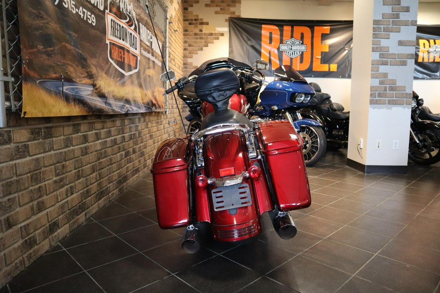 2016 Road Glide® Special (FLTRXS)