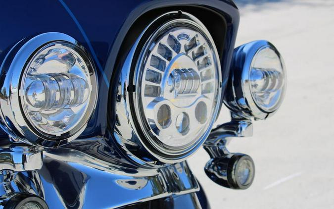 2015 Harley-Davidson® FLHTK - Ultra Limited