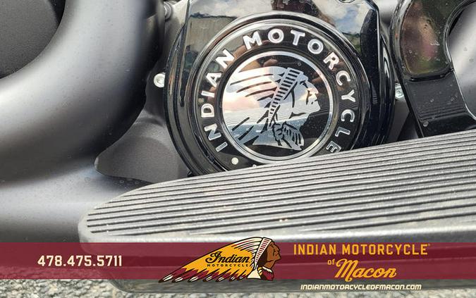 2026 Indian Motorcycle® Challenger® Dark Horse® 112 w/PowerBand Audio Chalk with Black Metallic