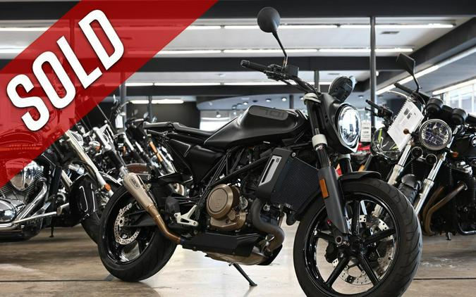 2019 Husqvarna Svartpilen 701