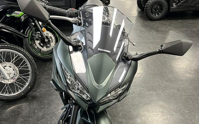2025 Kawasaki EX650PSFAN