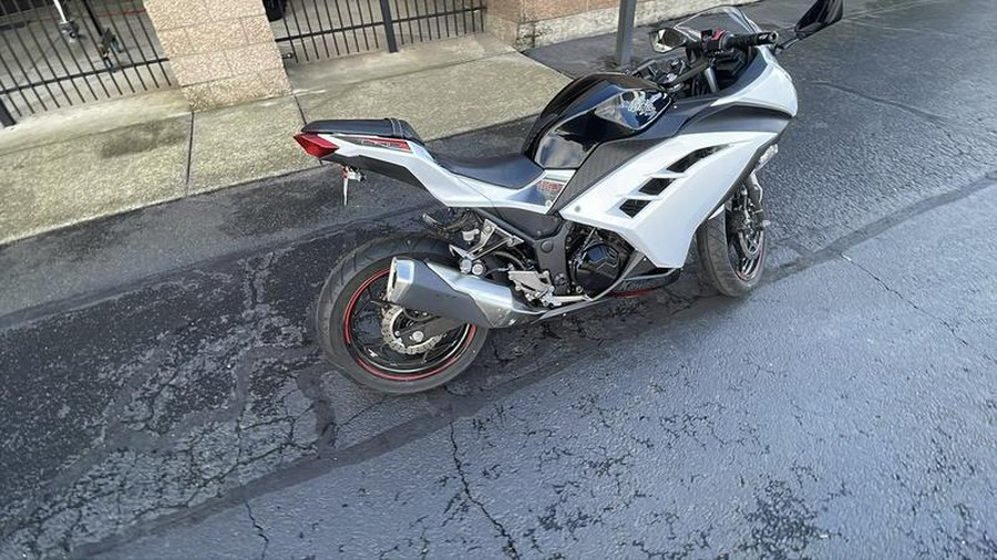 2014 Kawasaki Ninja® 300