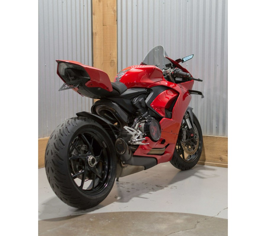 2025 Ducati Panigale V2