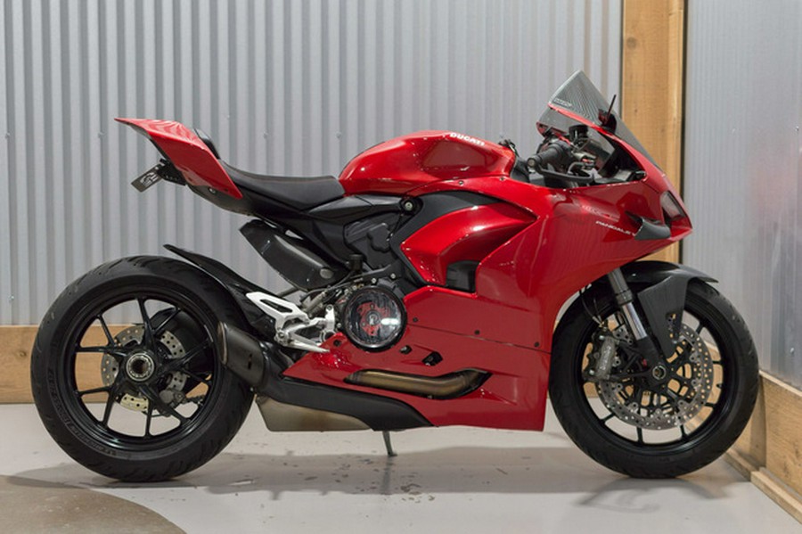 2025 Ducati Panigale V2