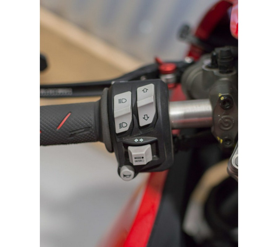 2025 Ducati Panigale V2