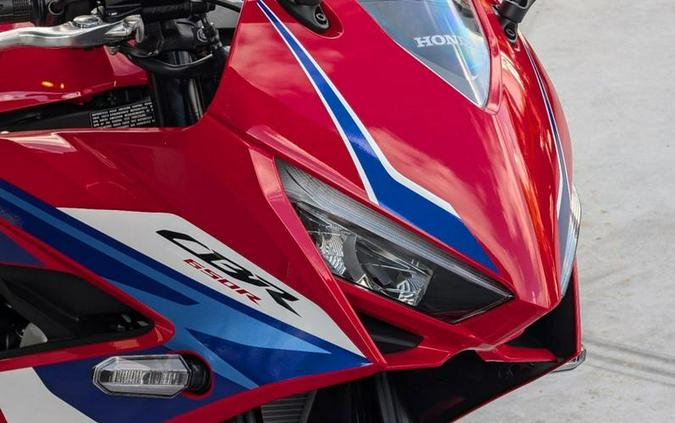 2025 Honda® CBR650R E-Clutch