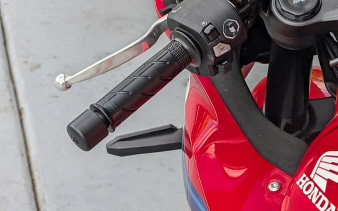 2025 Honda® CBR650R E-Clutch