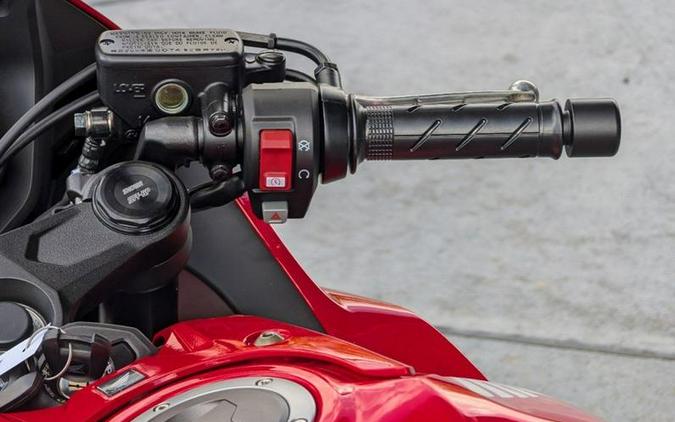 2025 Honda® CBR650R E-Clutch
